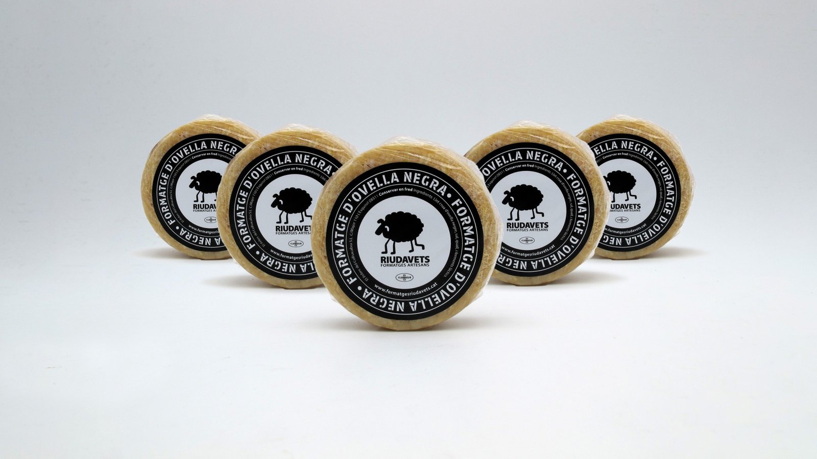 Packaging del formatge Tremendu — txelostudio